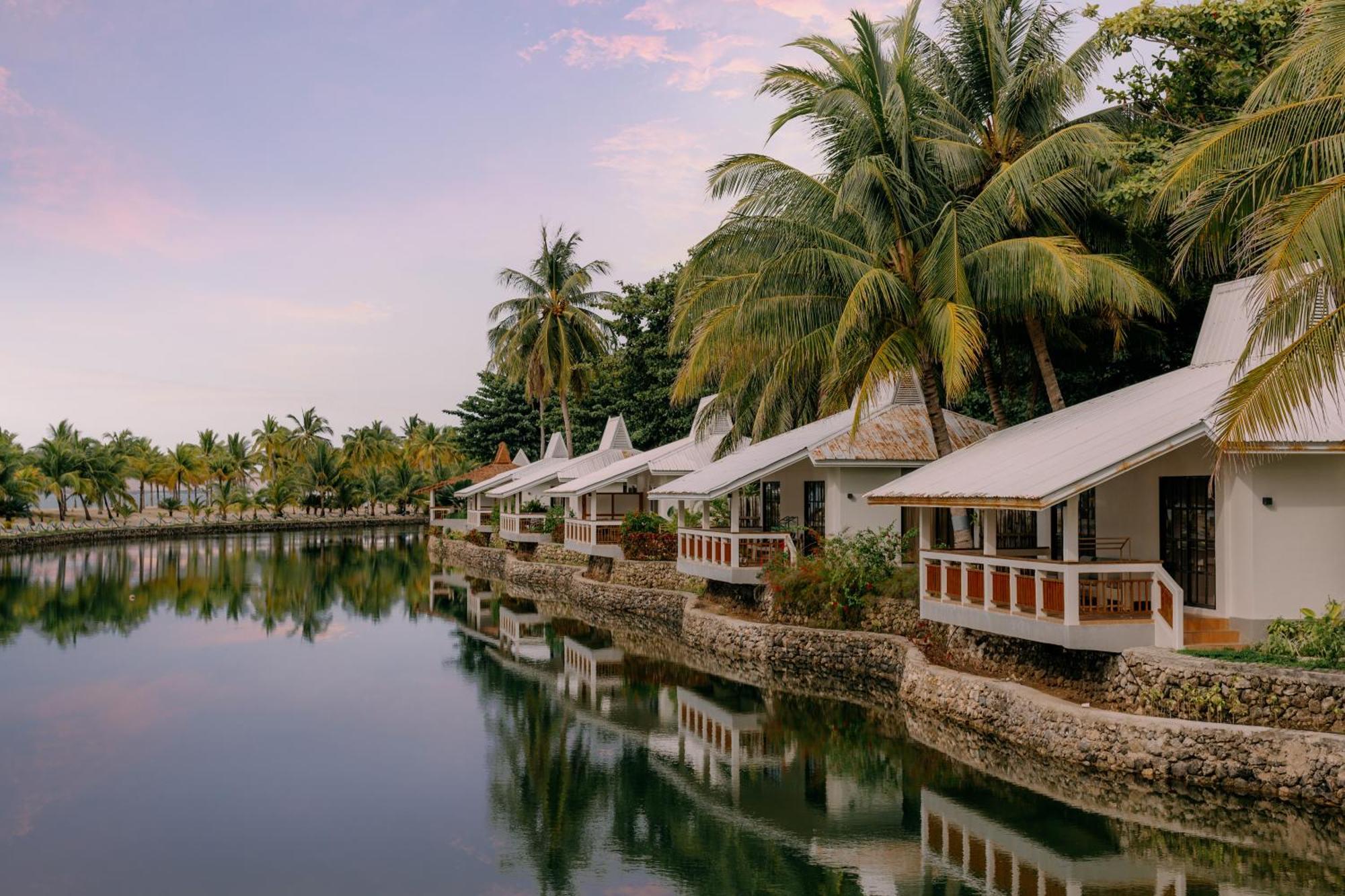 Golden Sands Destination Resorts Daanbantayan Экстерьер фото