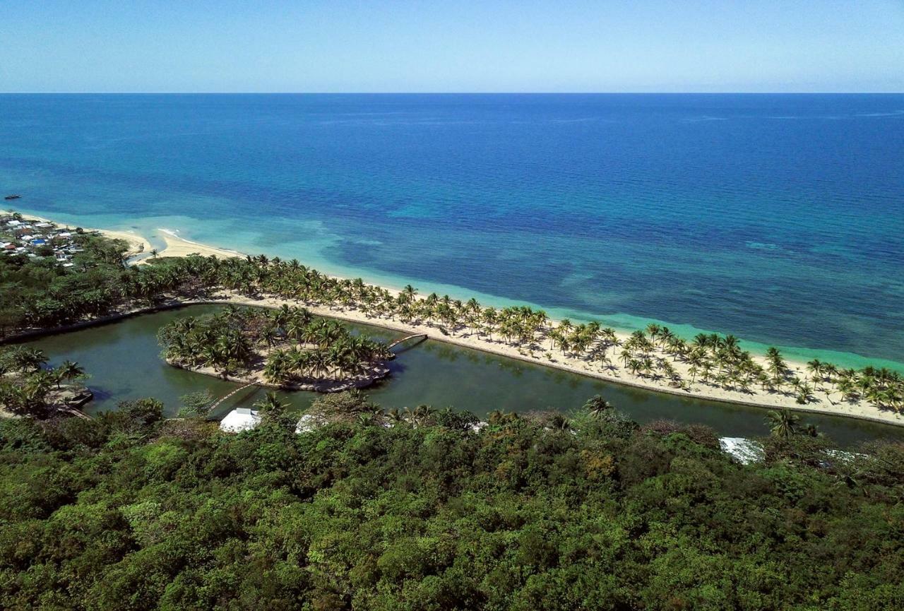 Golden Sands Destination Resorts Daanbantayan Экстерьер фото